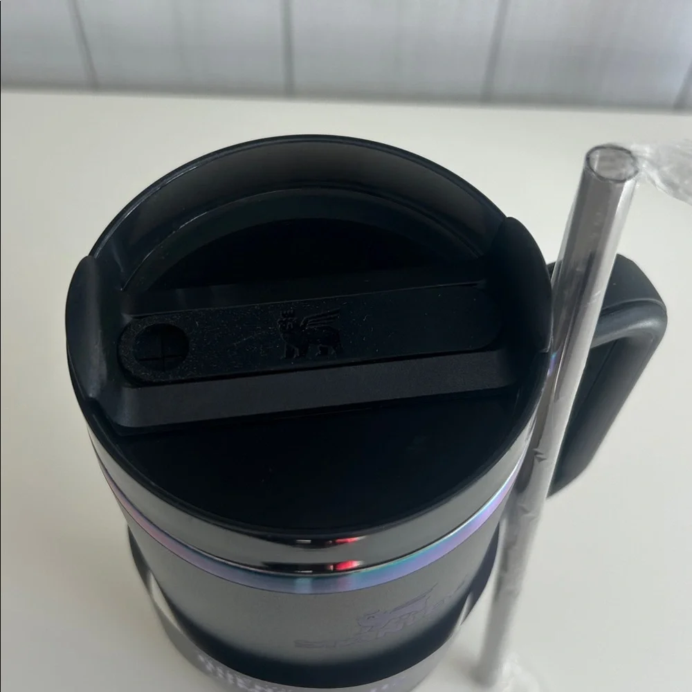 Stanley Quencher H2.0 Tumbler Black with Iridescent Lid - Picture 3 of 8